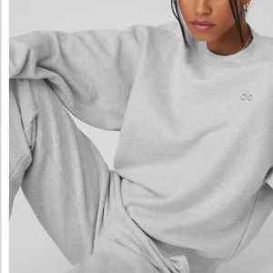 ACCOLADE CREW NECK PULLOVER